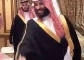 بالفيديو.. ولي العهد يزور مواطنا في منزله بتبوك