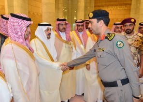 سمو أمير الرياض يستقبل المهنئين بعيد الفطر المبارك