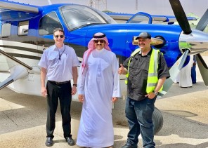 شاهد.. وصول طائرة الأمير سلطان بن سلمان الخاصة من أمريكا بعد 47 ساعة طيران