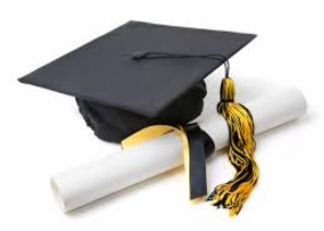 أميرة الخليوي ” تحصل على البكالوريس بامتياز مع مرتبة الشرف