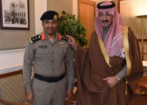 محافظ الاحساء يقلد صلاح بوجليع رتبته الجديدة عقيدا