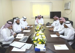 لجنة الحج والعمرة بالهلال الأحمر تعتمد برنامج الحج لعام 1440هـ