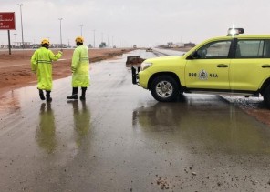 “الدفاع المدني” يطبق خطة تنفيذ تدابير الحالات المطرية في تبوك