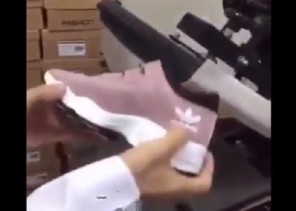 فيديو.. “التجارة” تداهم مستودعاً به آلاف الأحذية المقلدة لماركات عالمية في جدة