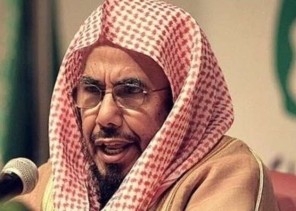 أُوقظ أبنائي للصلاة بالمنزل وأحياناً أفوتها .. هل بُرئت؟ “المطلق” يجيب سائلة بمعادلة “يتريقد”!