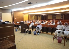 الهلال الأحمر ينظم دورة في كيفية التعامل مع منصة “اعتماد”