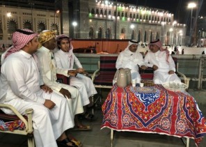 ٣٠٠ شاباً يفعلون مركاز حيهم بمركزية مكة