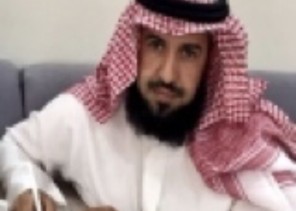 يابني اقعد معنا