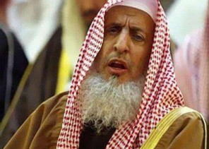 المفتي: نظام الحكم بالمملكة قائم على أسس متينة.. والتلاحم بين ولاة الأمر والشعب أبرز ما يميزه