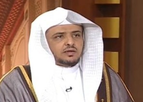 الشيخ “المصلح” يوضح حكم الصلاة خلف الإمام الذي يُسرع في الصلاة (فيديو)