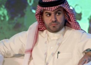 “العلياني” يعلن استعادة حسابه في “تويتر” بعد اختراقه ويتبرأ من التغريدات المنشورة