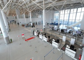 بدء التشغيل التجريبي لمطار عرعر الجديد اليوم