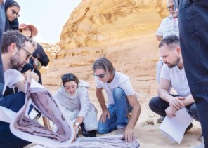 إنطلاق المعرض الأول لدزرت إكس الفني بالعلا