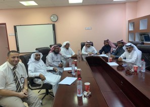 المجلس الاستشاري بمستشفى بيش العام يعقد اجتماعه الدوري