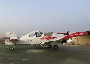 هبوط اضطراري لـ”طائرة رشّ” في منطقة غير مأهولة بـ”تهامة” .. والبحث عن “الطيار”