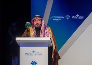 بالفيديو: أمير القصيم يشيد بعناية المملكة لـ”كتاب الله” ودعمها لجمعيات تحفيظ القرآن والمراكز الإسلامية