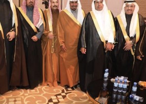 تكريم متميز لــ” رجل الأعمال عليثه العياضي نظير خدمته الاجتماعية والوطنية