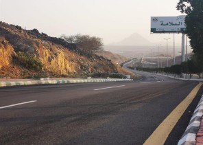 بالصور.. محافظات مكة المكرمة خالية من المارة.. و”الإمارة” تشيد بسلوك السكان