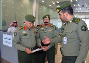العميد “عبدالله بن راجح المشيخي” يتفقد جوازات منطقة حائل وفروعها!
