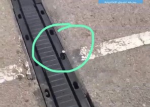 شاهد: مواطن يوثق كارثة قد تعرض المركبات للحوادث على طريق “حائل – المدينة”