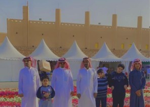 رئيس قسم البرامج والأنشطة بدار التوجية الإجتماعي بـ”بريدة” ينفذ زيارة لمعرض القصيم للكتاب بعنيزة