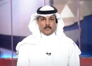 مذيع من الزمن الجميل .. شاهد: الإعلامي “محمد خيري” وهو يقدم نشرة التاسعة بالإخبارية
