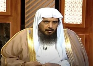 “الخثلان” يوضح حكم البيع والشراء بعد آذان الجمعة في الظروف الحالية؟ (فيديو)
