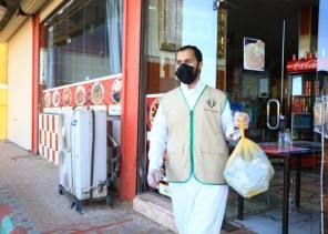 لجنة التنمية الاجتماعية بطريف توزع وجبات إفطار صائم