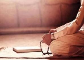 الشيخ “السليمان” يفتي بجواز صلاة العيد في المنزل هذا العام ويوضح أحكامها