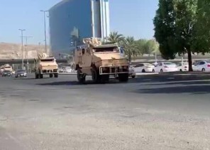 شاهد.. قوات الحرس الوطني تغادر مدينة مكة بعد مشاركتها في تطبيق “منع التجول”