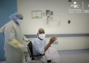 بالفيديو: مسن ثمانيني يتعافى من فيروس كورونا بـ”الشميسي” في الرياض
