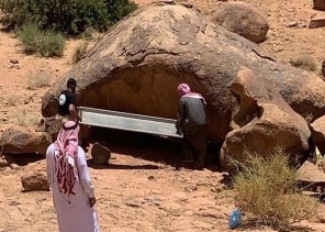 العثور على مفقود الغار في هذه الحالة أعلى جبال”عِقدة” بحائل – فيديو