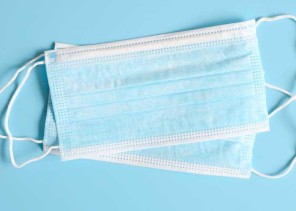 مسؤول بـ”الغذاء والدواء”: يوضح سبب ارتفاع الطلب على الكمامات .. ويكشف عن موعد البيع بالكرتونة!