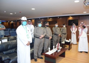 الجمعيات الدعوية والخيرية بمكة تزور شرطة العاصمة المقدسة لتهنئتهم بالعيد السعيد
