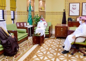 وكيل إمارة منطقة الرياض يستقبل مدير الشؤون الصحية بالمنطقة