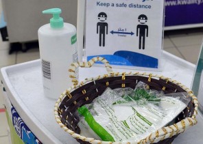 هل المعقمات خطرة وتسبب تلف الجلد وأمراض القلب؟ .. محمدالعبدالعالي يجيب – فيديو