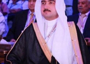 ترقية الدكتور عبدالملك الطف إلى رتبة بروفيسور