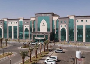 إدارة مستشفى الملك سلمان بحائل تفتح تحقيقاً مع منسوبي الطاقم الطبي والعاملين الغير ملتزمين بالاجراءات الإحترازية