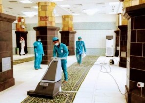 وكيل الرئيس العام للشؤون الفنية والخدمية : تعقيم وتعطير مستمر للمكبرية ومنبر الخطيب بالمسجد الحرام
