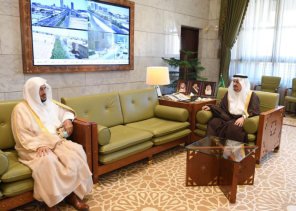 سمو الأمير فيصل بن بندر يستقبل وزير الشؤون الإسلامية والدعوة والإرشاد