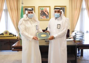 تكريم إدارة الأزمات بالشرقية نظير مبادرة إضاءات في الثقافة العمالية