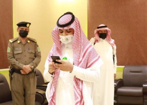 بحضور لمحافظين و مدير التعليم..  مكاتب تعليم صبيا العشرة تدشن فعاليات اليوم الوطني (90) عن بعد