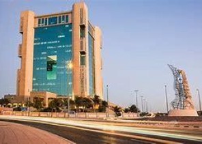 أمانة جدة تنتهي من تنفيذ 26 مجسماً جمالياً لاستقبال الزائرين بالواجهة
