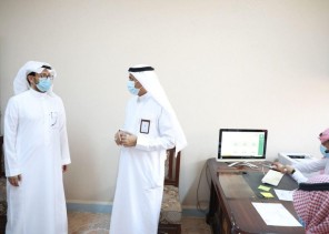 مدير تعليم جازان يطلع على جهود المدارس في دعم العملية التعليمية عبر منصة مدرستي