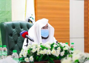 الرئاسة العامة و وزارة الحج  و عدد من الجهات الأمنية تناقش المرحلة الاولى لأداء العمرة 