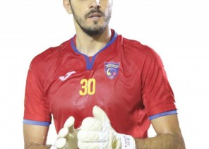 الجزائر يستدعي عسله حارس الحزم