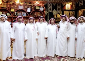 المالكي في ضيافة الشاعر والفارس فوزي بن مربح في ديوانه الخاص.