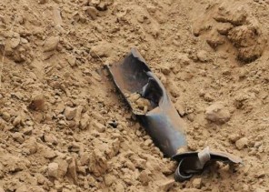 سقوط مقذوف عسكري أطلقته الميليشيات الحوثية على قرية حدودية بجازان