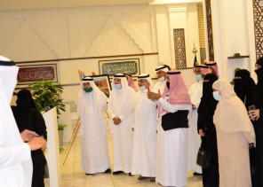 زيارة فريق ” الإعلام الواعي التطوعي ” لمركز ” بحوث  و دراسات المدينة المنورة “