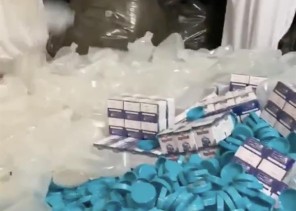 تضمن غرامة 100 ألف ريال.. الحكم بحق عمالة استغلت جائحة “كورونا” وغشّت في المنظفات